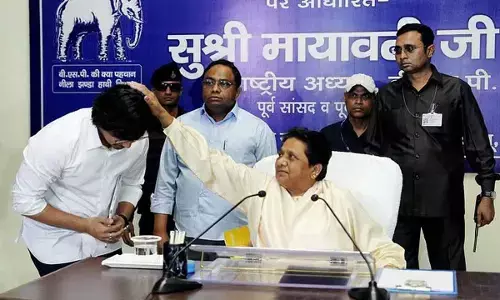 Maya defends Akash’s return, asks party workers to back him