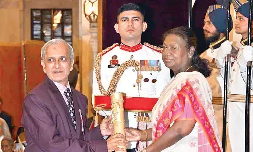 Ashok Mahapatra receives Padma Shri award