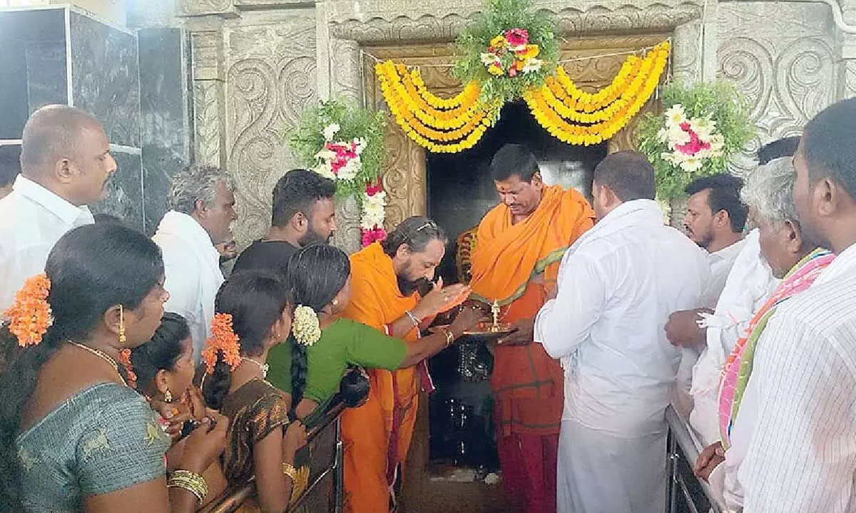 PJR honoured at new temple inauguration PJR honoured at new temple inauguration