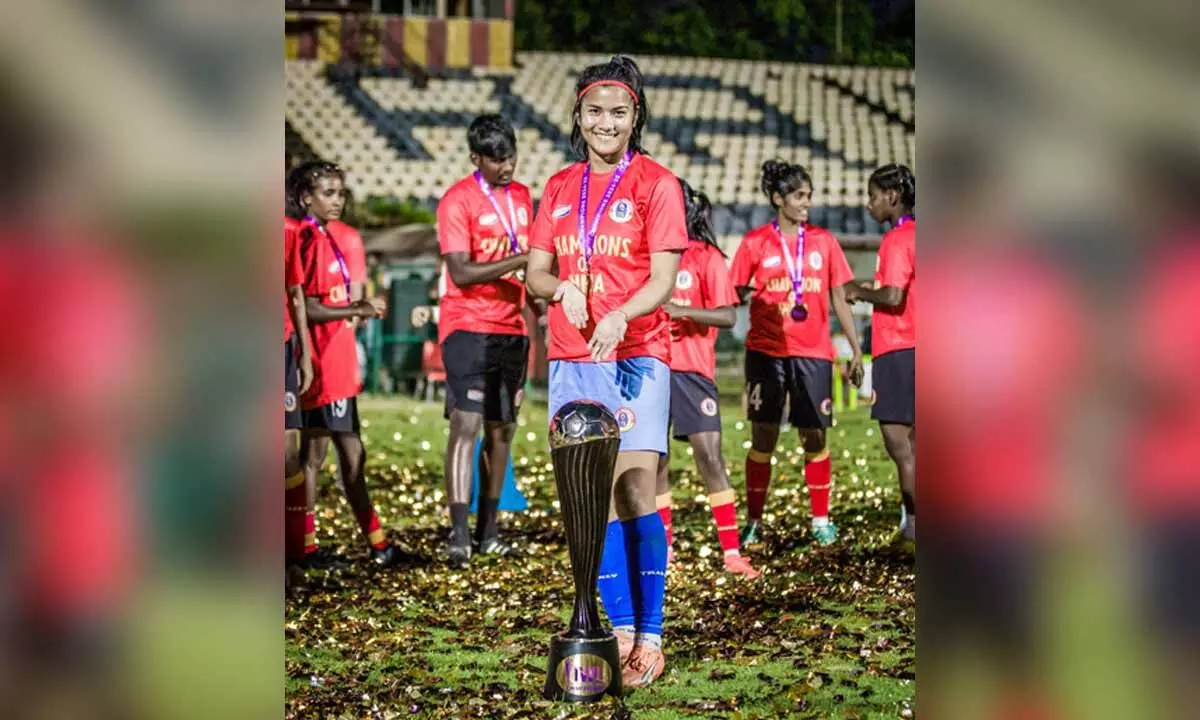Fazila Ikwaput wins Best Striker accolade as IWL and I-League 2024-25 season awards declared Fazila Ikwaput wins Best Striker accolade as IWL and I-League 2024-25 season awards declared