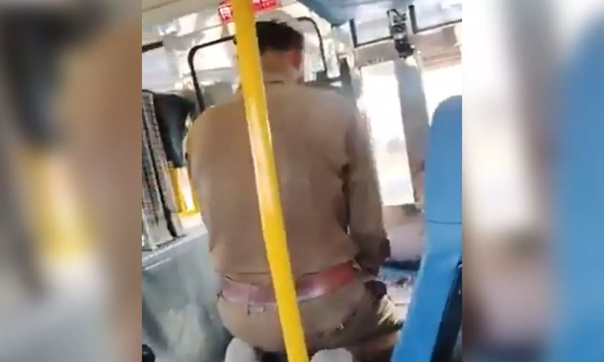 K’taka: State transport driver suspended for stopping bus during duty hours to perform namaz