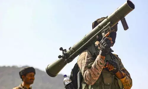 After LoC, Pak violates ceasefire on border