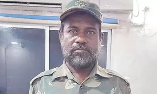 Man caught posing as armyman and cop