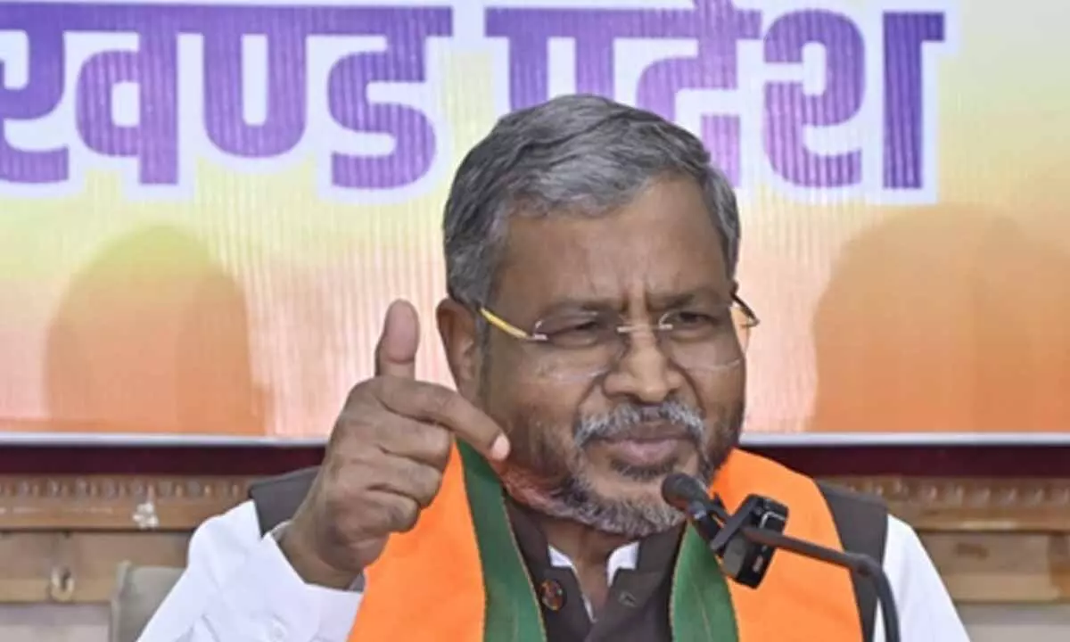 Babulal Marandi accuses Hemant Soren govt of illegally retaining Anurag Gupta as DGP