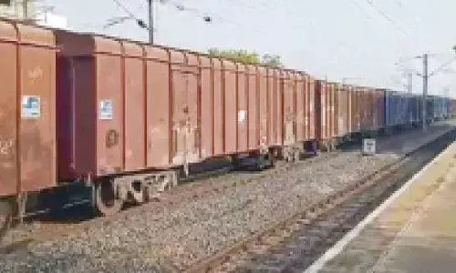 SCR breaks record In freight loading