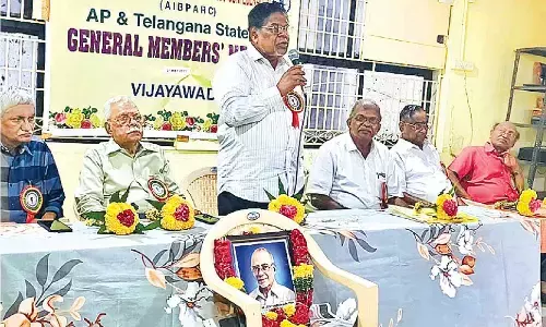 Centre urged to settle bank pension updation out of court