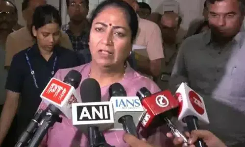 Won’t let city face water crisis, says CM Rekha