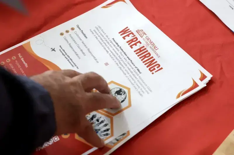 U.S. Job Market Shows Signs of Slowing as Trumps Trade War Escalates