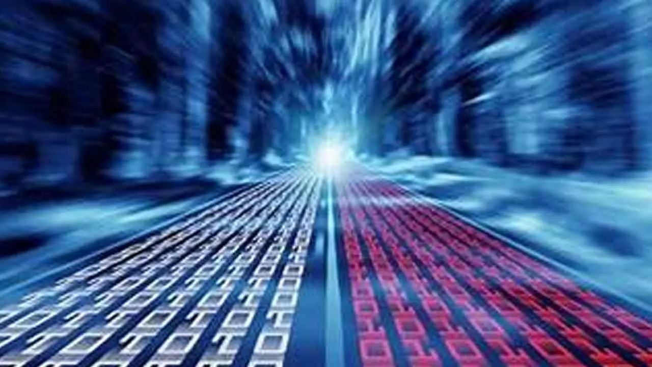 Keeping pace with dizzying speed of digital media Keeping pace with dizzying speed of digital media