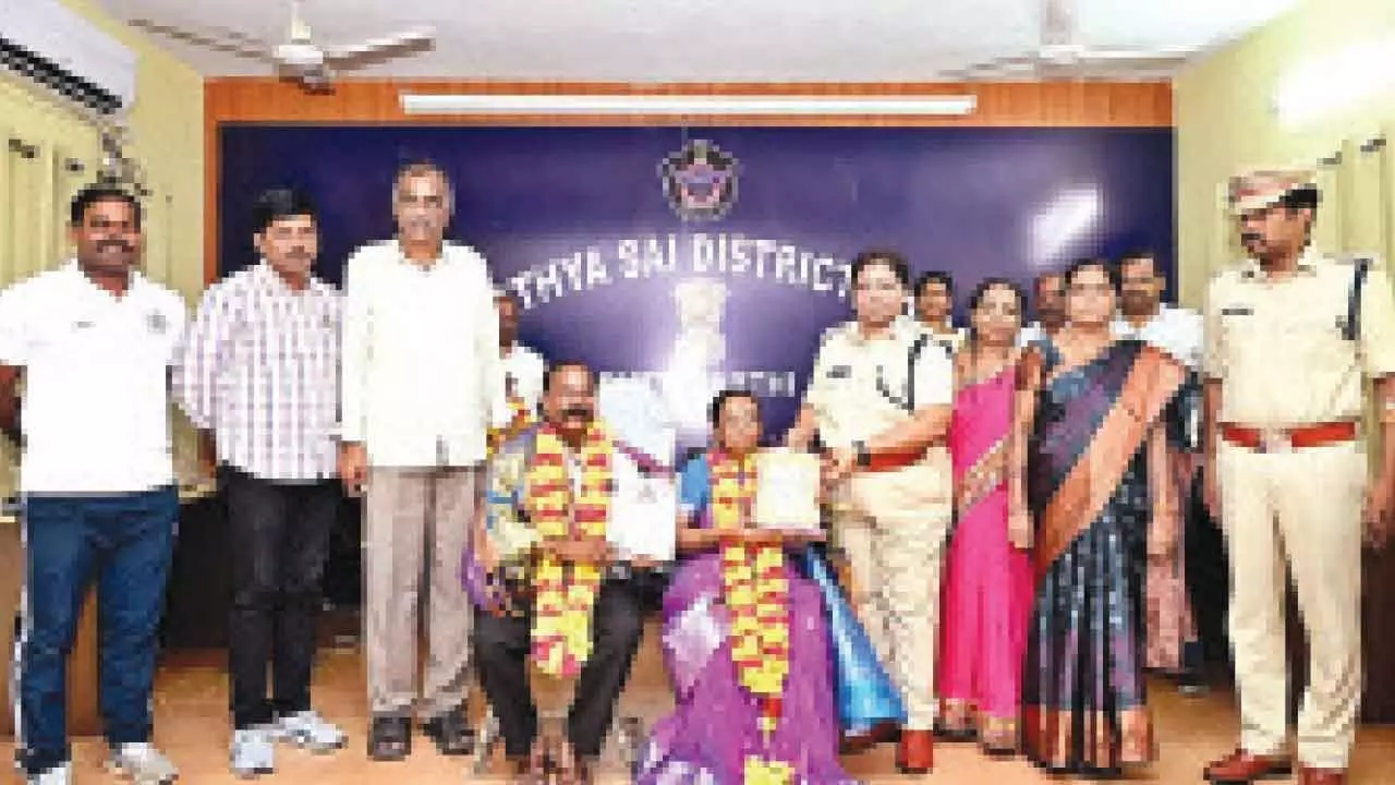 Farewell ceremony held for retiring police officers in Sri Sathya Sai district Farewell ceremony held for retiring police officers in Sri Sathya Sai district