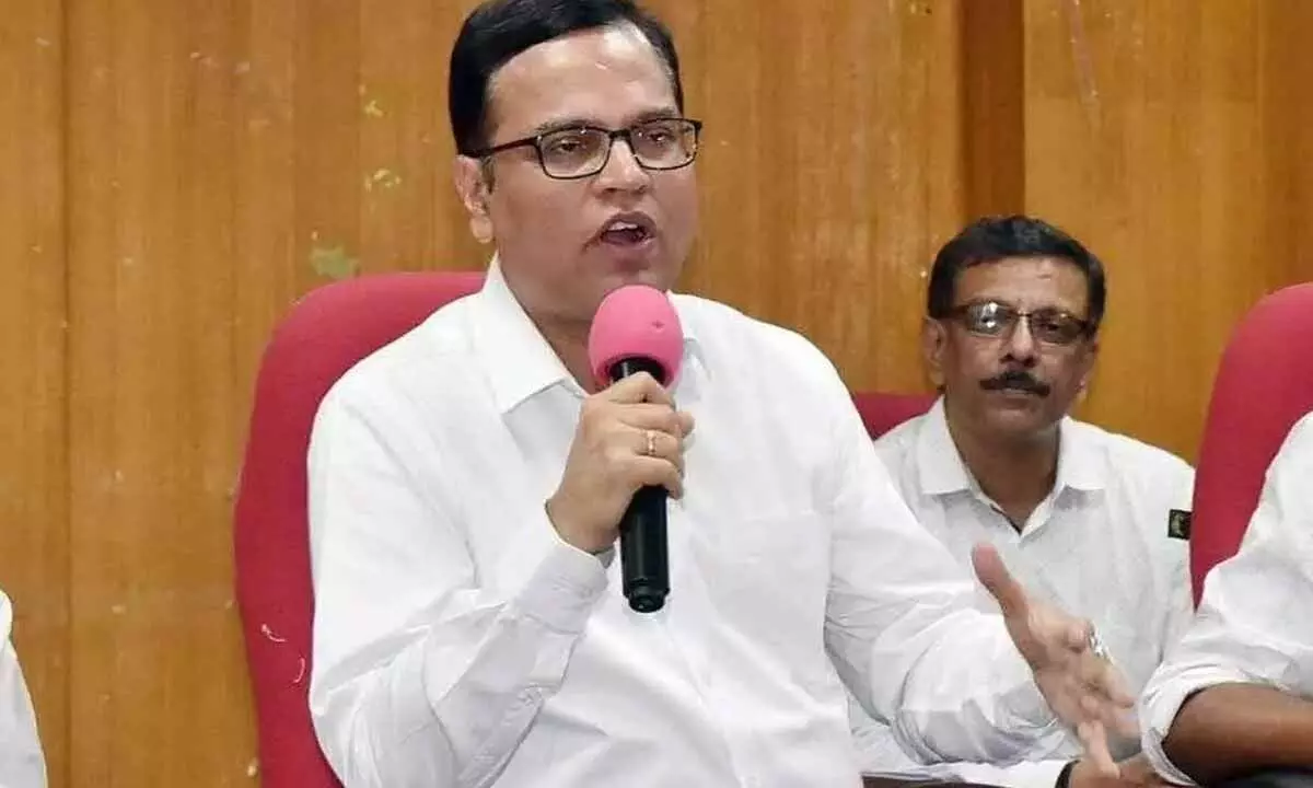 CS reviews arrangements for beauty pageant