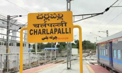 Passengers raise pitch for train halts at RK Nagar, Mlk’giri Jn