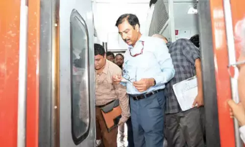 SCR GM inspects BZA Railway Station