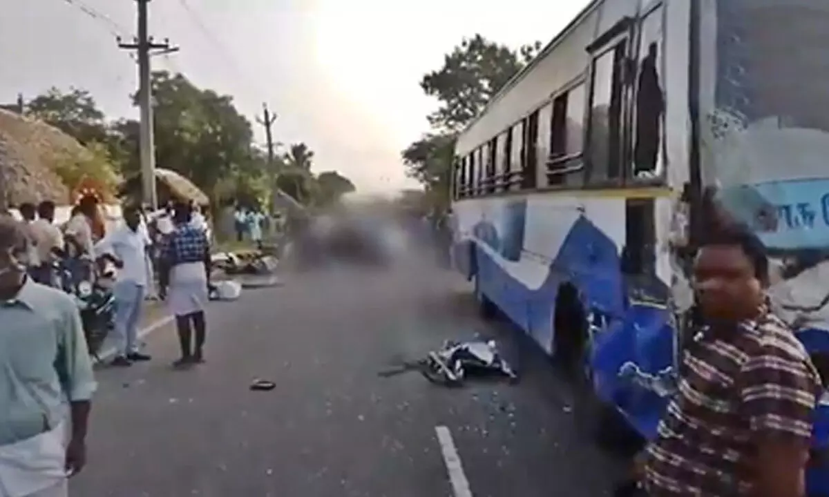 Four killed in head-on collision with bus in TNs Tiruvarur Four killed in head-on collision with bus in TNs Tiruvarur