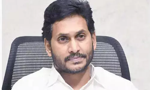 Naidu not providing MSP to farmers : Jagan