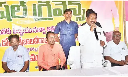 Govt committed to resolving public issues: Minister Swamy