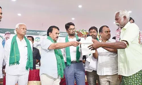 Poor urged to utilise govt schemes to save money