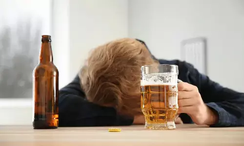 Hyderabad: Chaos on Madhapur Main Road as Youths Clash Outside Pub