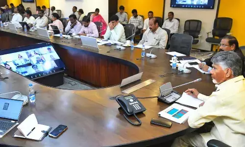 Officials told to deliver all govt services through ‘Mana Mitra’