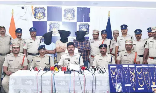 Burglars gang held, booty worth Rs 85 lakh recovered