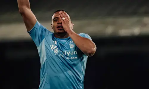 Forest lose points in Champions League race after draw at Palace