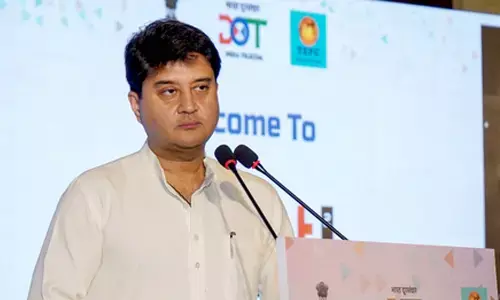 Global giants like Apple see economic sense in investing in India: Scindia