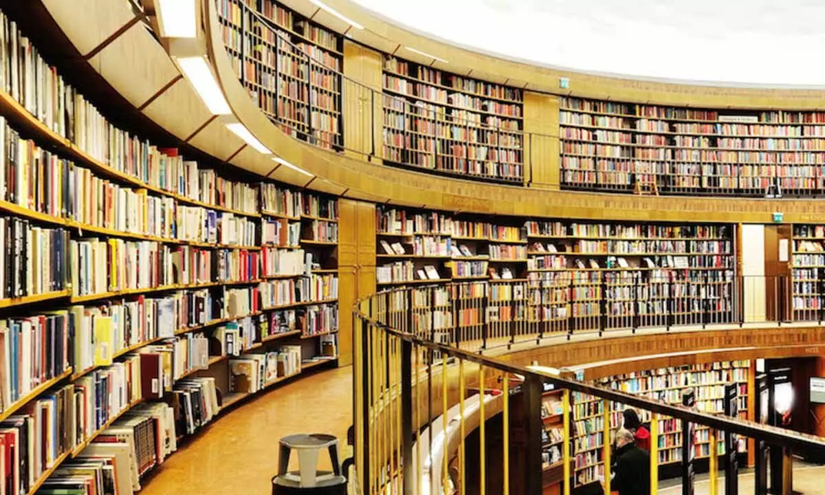 The role of libraries in the digital age
