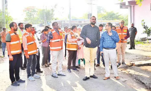 GHMC chief inspects devpt works in Kukatpally