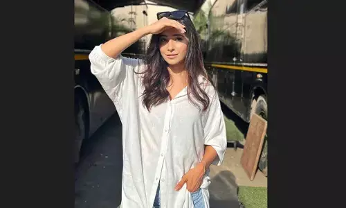 Asha Negi gives it her all to slay summer fashion in ‘chubhti jalti garmi’