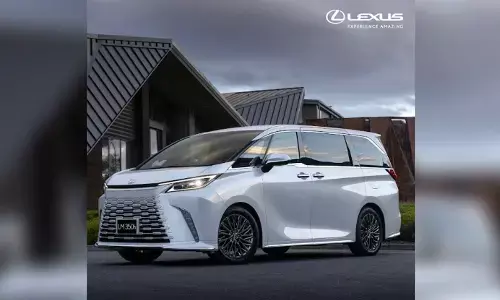 Lexus India Announces Reopening of LM 350h Bookings