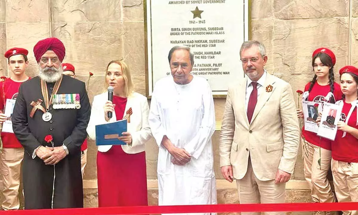 Russian embassy unveils plaque honouring Biju Patnaik