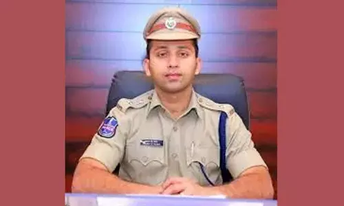 Nalgonda: Police step up vigil at check post to curb rice smuggling