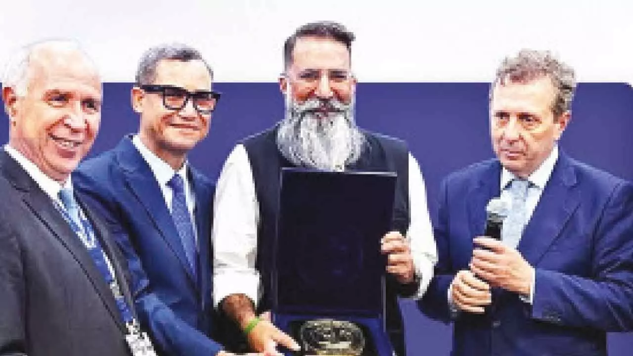 First Indian lawyer to get Medal of Honor