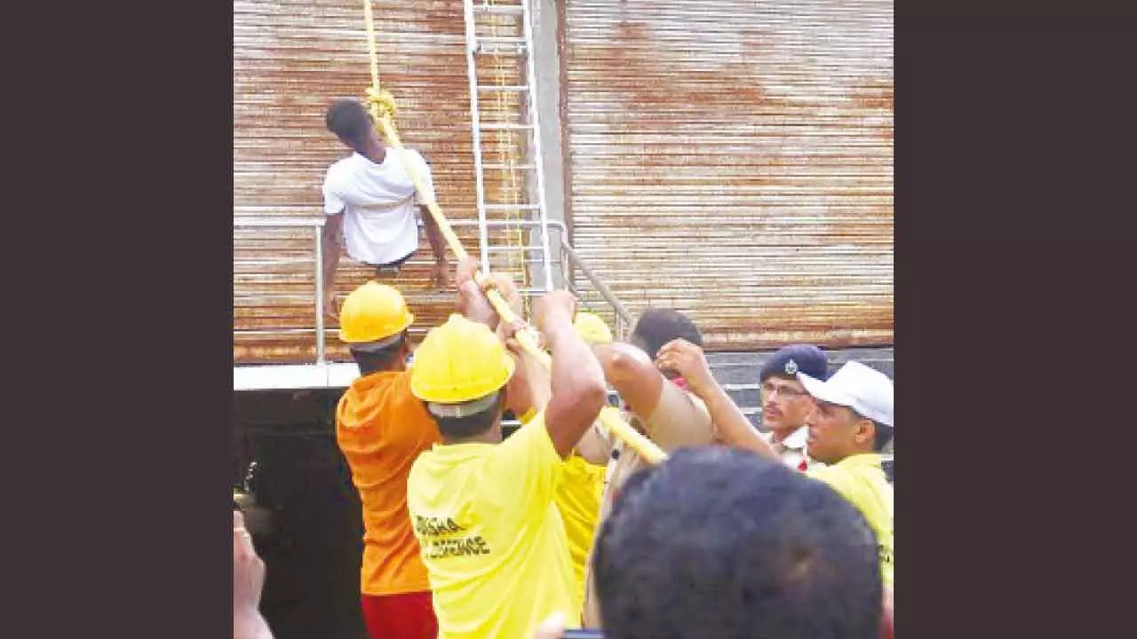 Know survival skills: Collector Somesh Kumar Upadhyay