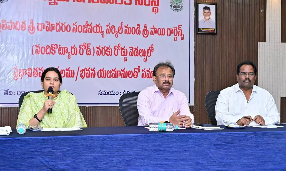 JC Navya urges landowners to cooperate in road widening JC Navya urges landowners to cooperate in road widening