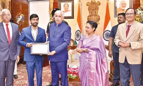 Nellore Collector honoured with gold medal