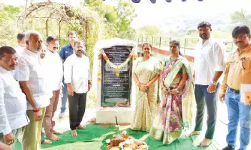 Hanamkonda: MLA, Mayor lay foundation stone for devpt works worth Rs1 cr