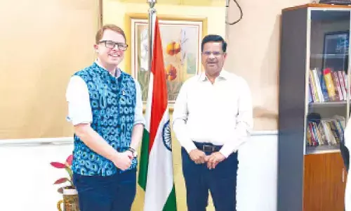 Australian Consul General meets TGCHE chief