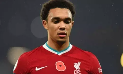 ‘I’m not here to tell fans how to react’: Slot on backlash faced by outgoing Trent ‘I’m not here to tell fans how to react’: Slot on backlash faced by outgoing Trent