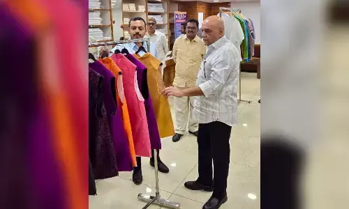 Special Secy stresses on modernising APCO, Lepakshi