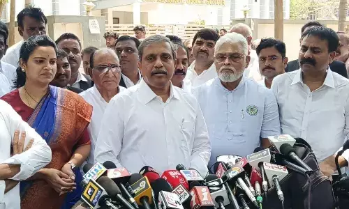 Naidu misleading public due to govt failures: YSRCP