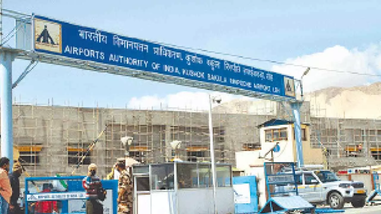 Conflict affects 11 pc of daily domestic air traffic Conflict affects 11 pc of daily domestic air traffic