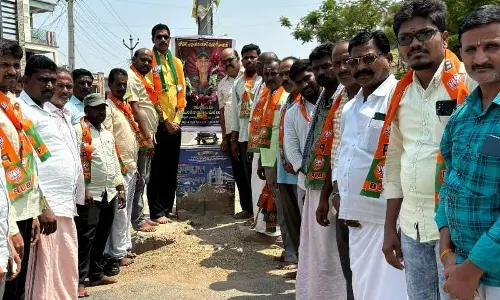 Aiza Pays Glorious Tribute to Martyred Soldier Murali Naik: A True Hero of the Nation