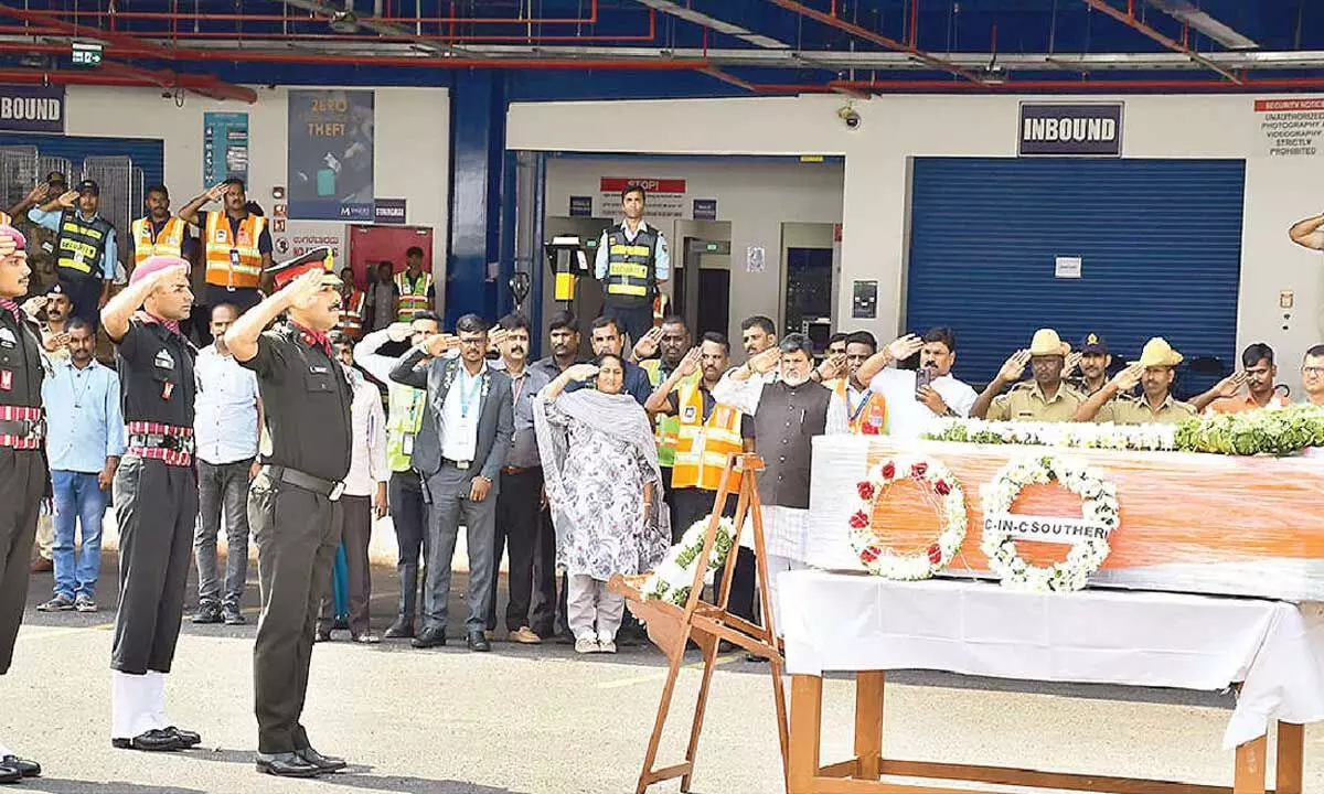 Mortal remains of Veer Jawan Murali Naik received with military honours Mortal remains of Veer Jawan Murali Naik received with military honours