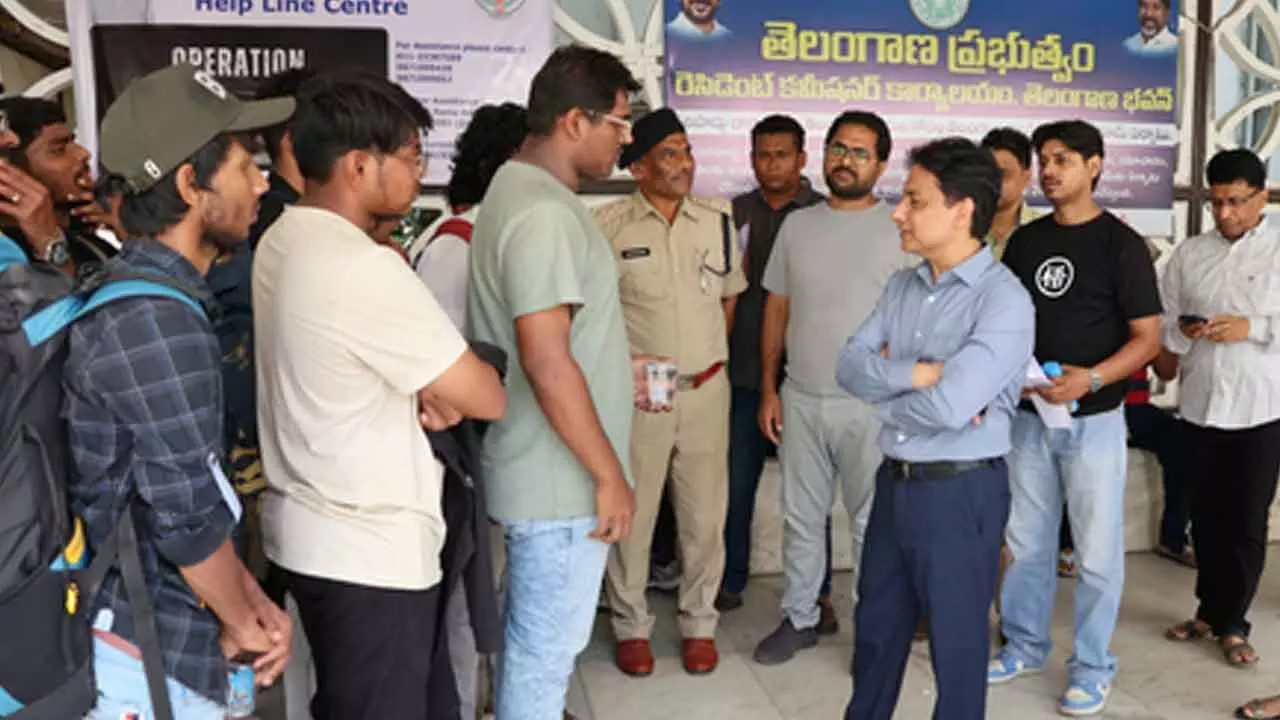 People stranded in border states reach Telangana Bhavan in Delhi