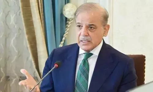 Pakistan welcomes Trumps willingness to mediate on Kashmir