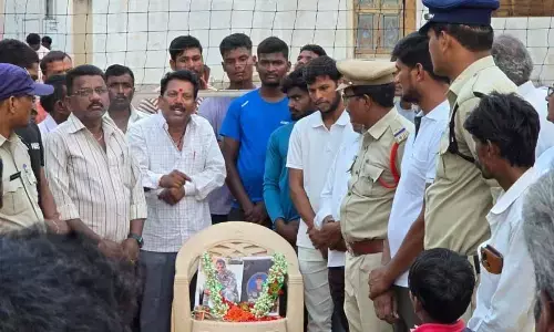 Candlelight rally held honouring martyr Naik