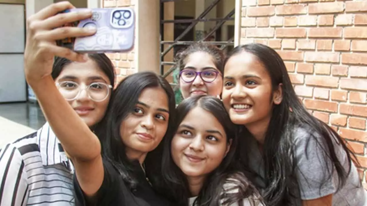 CBSE announces Class 12 result; pass percentage 88.39 per cent CBSE announces Class 12 result; pass percentage 88.39 per cent