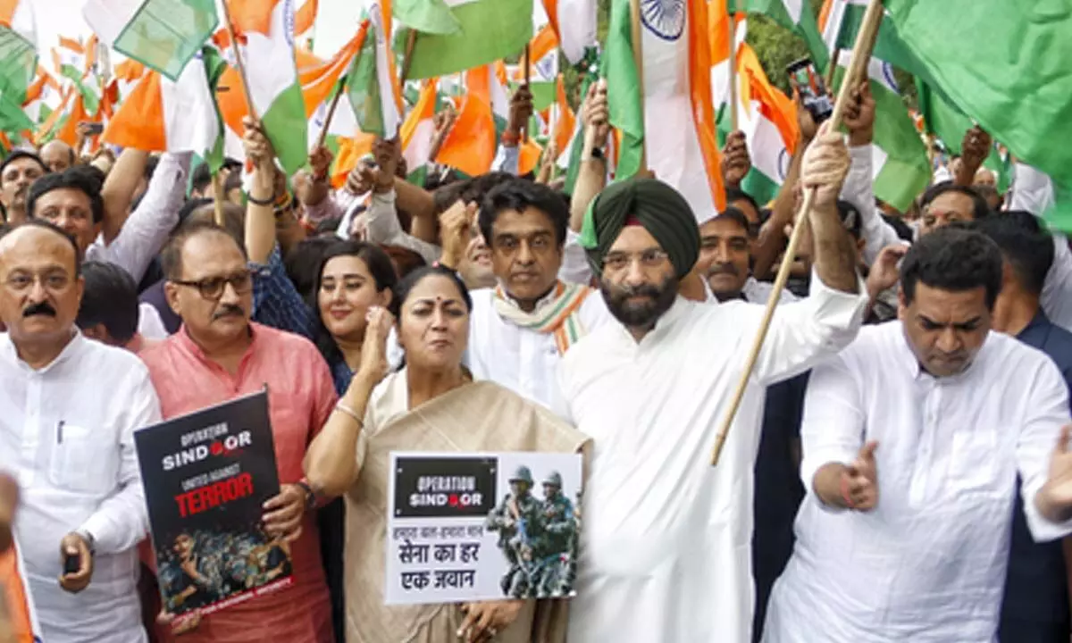 Delhi CM Rekha Gupta, Ministers take part in Tiranga Yatra Delhi CM Rekha Gupta, Ministers take part in Tiranga Yatra