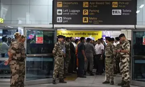 Delhi airport operations smooth